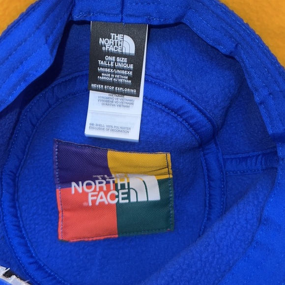 Mens TNF FLEECE BUCKET HAT - Picture 6 of 7